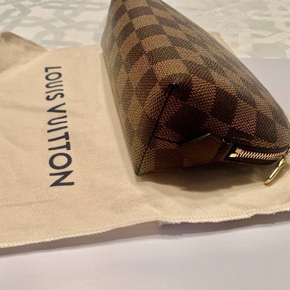 Auth Louis Vuitton Cosmetic Pouch Damier Eben - Picture 4 of 11